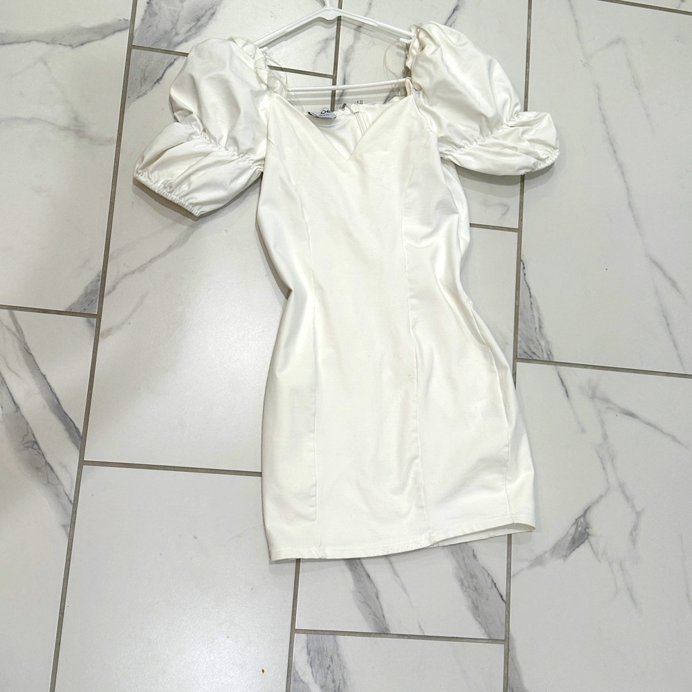 White Mini summer dress from BEBE